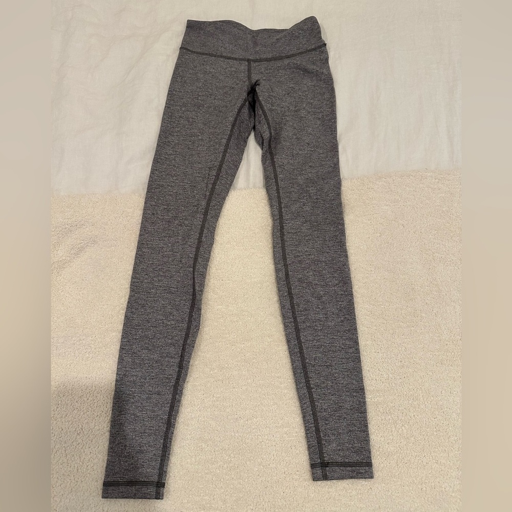 Heather grey lululemon leggings